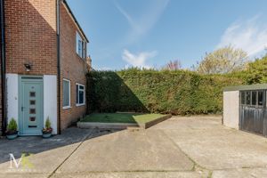 Photo 27- click for photo gallery